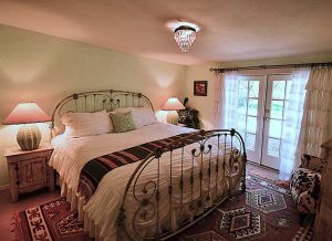 Welcome To Casa Del Sol Bed And Breakfast - Lake Travis